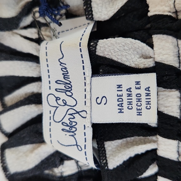 Libbey Edelman  Striped Off Shoulder One Sleeve Top. Size S - Picture 6 of 7